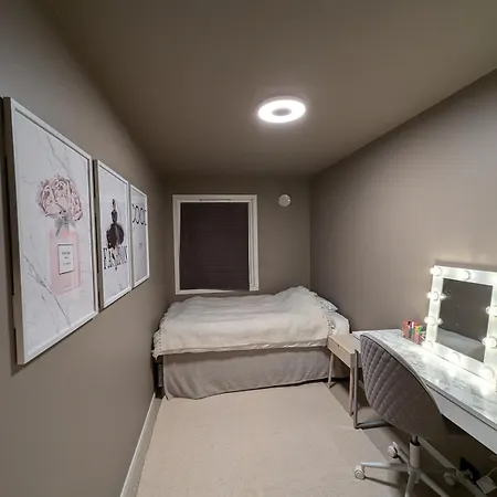 Spacious Modern 3br, Terrace, Aurora & Midnight Sun, Pets Allowed, Free Parking, Close To Slopes, Snow Dome, Bus Stop Tromso